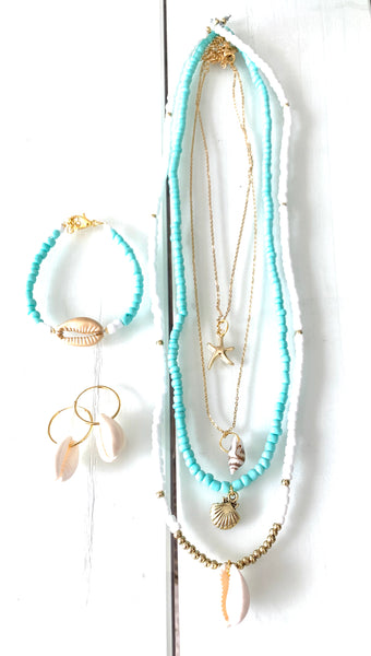 Medium long necklace with Shell Charm