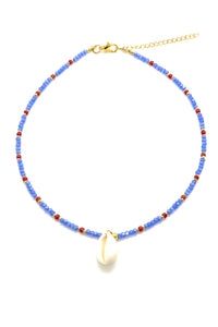 Short necklace in Blue & Red with natural shell